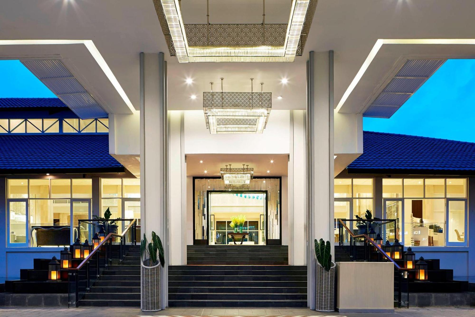 Sheraton Bandung Hotel&Towers Exterior foto