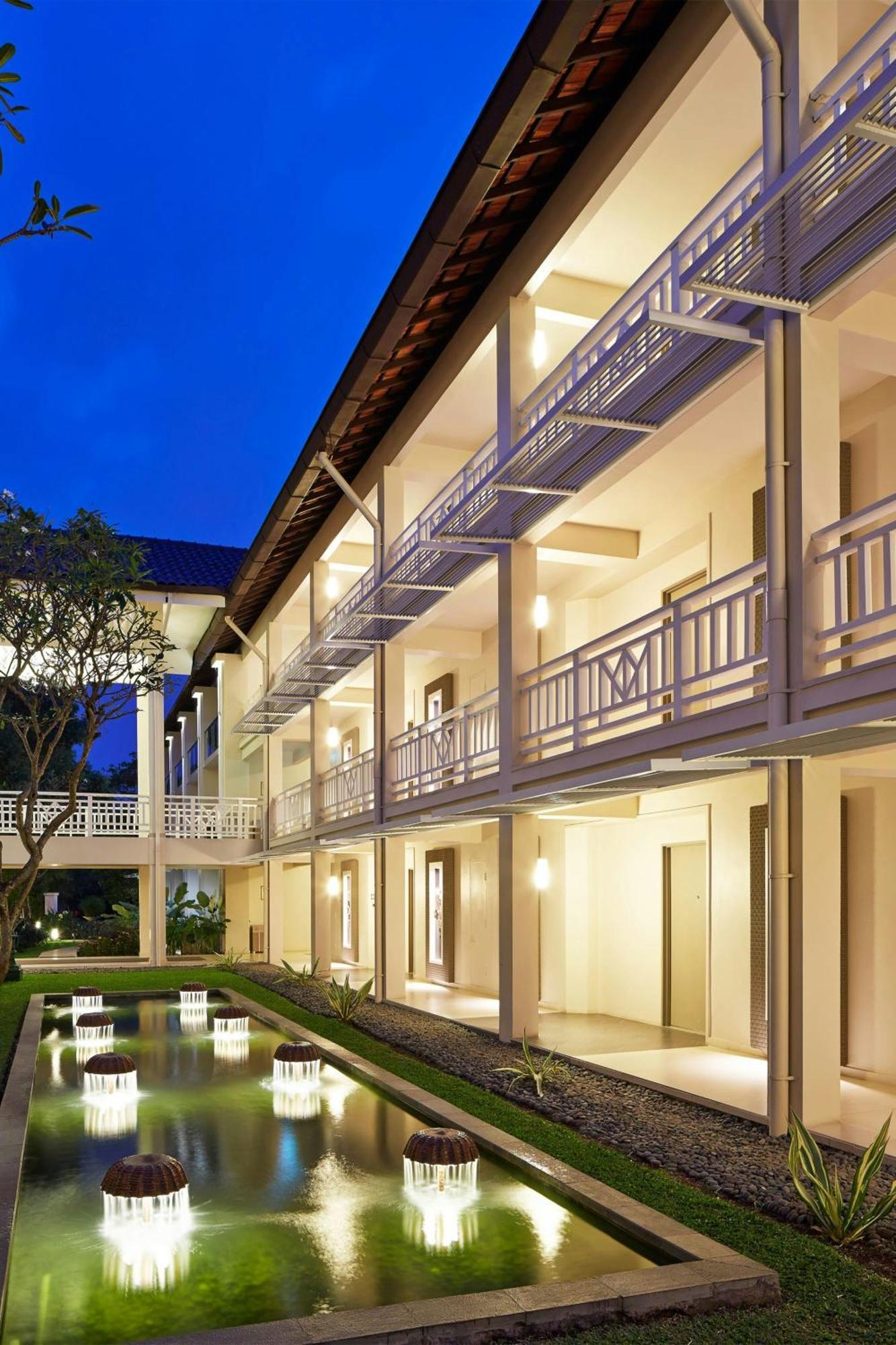 Sheraton Bandung Hotel&Towers Exterior foto