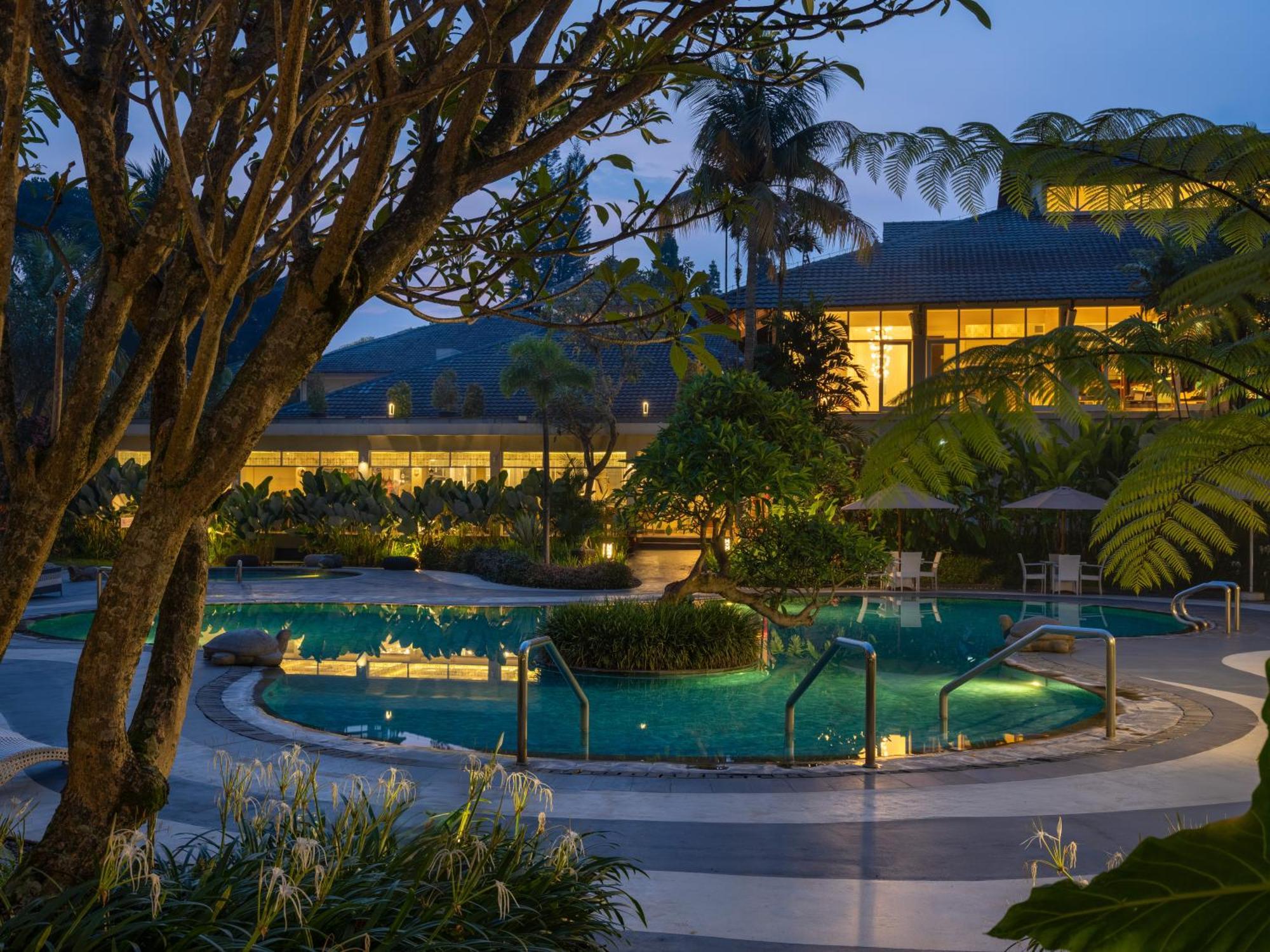Sheraton Bandung Hotel&Towers Exterior foto