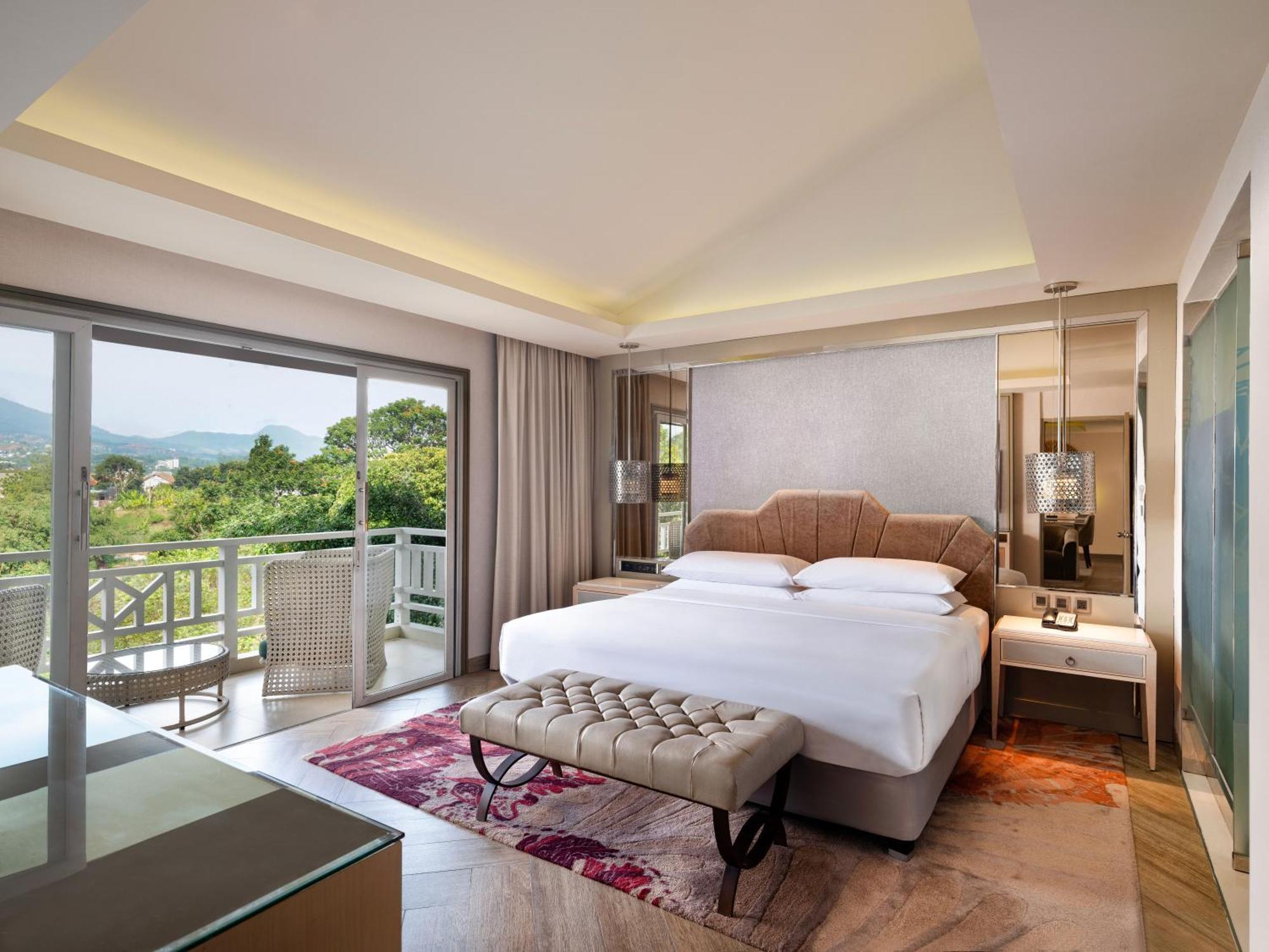 Sheraton Bandung Hotel&Towers Exterior foto