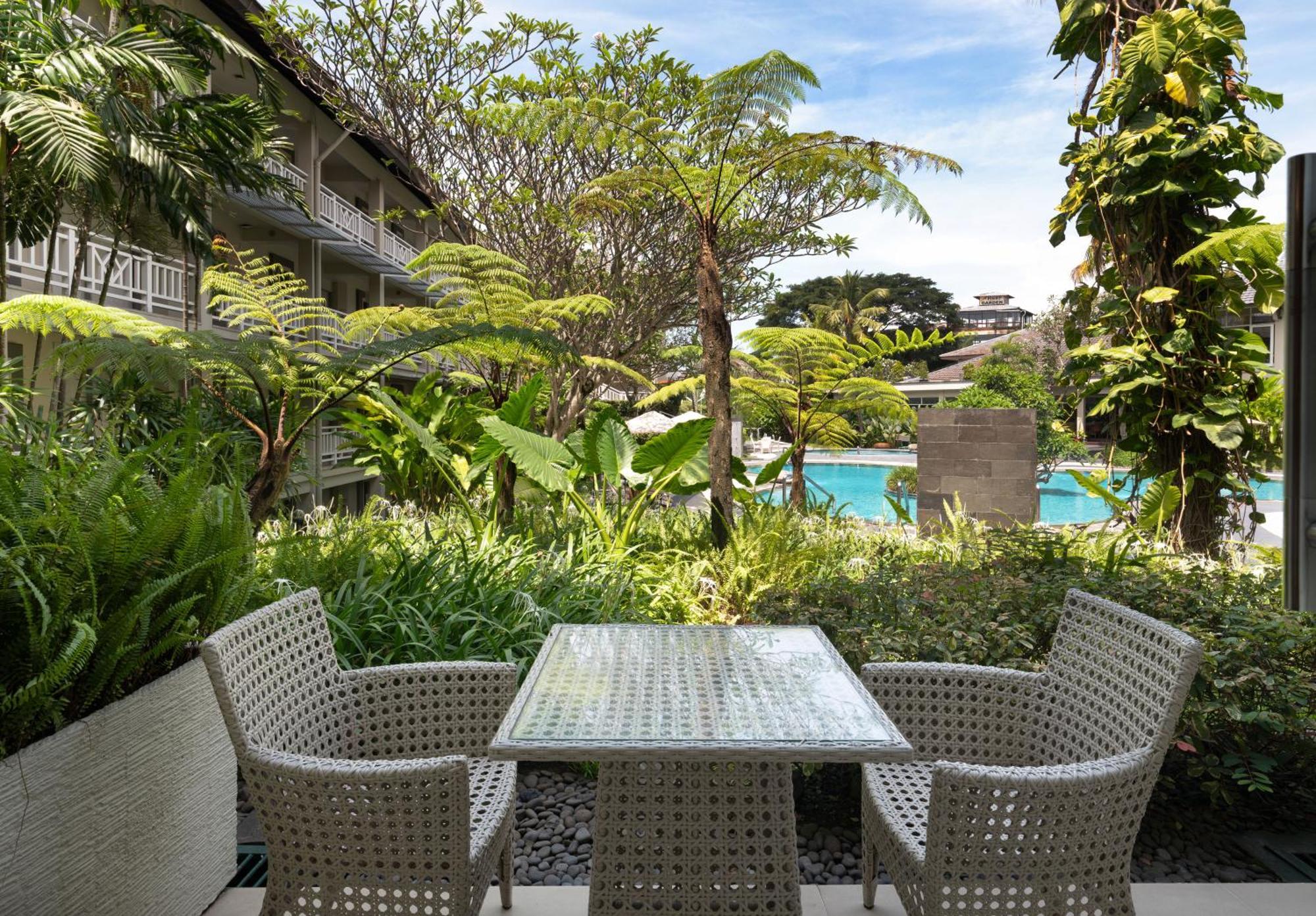 Sheraton Bandung Hotel&Towers Exterior foto